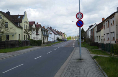 1-210506-30er Schilder Neuragoczystraße (7) 1000 35%