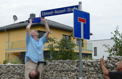 1-220627-Zusatzschild Straße (10) 1000 35%