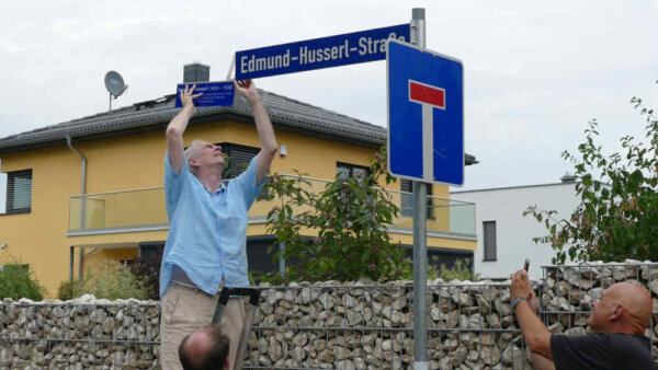 1-220627-Zusatzschild Straße (10) 1000 35%